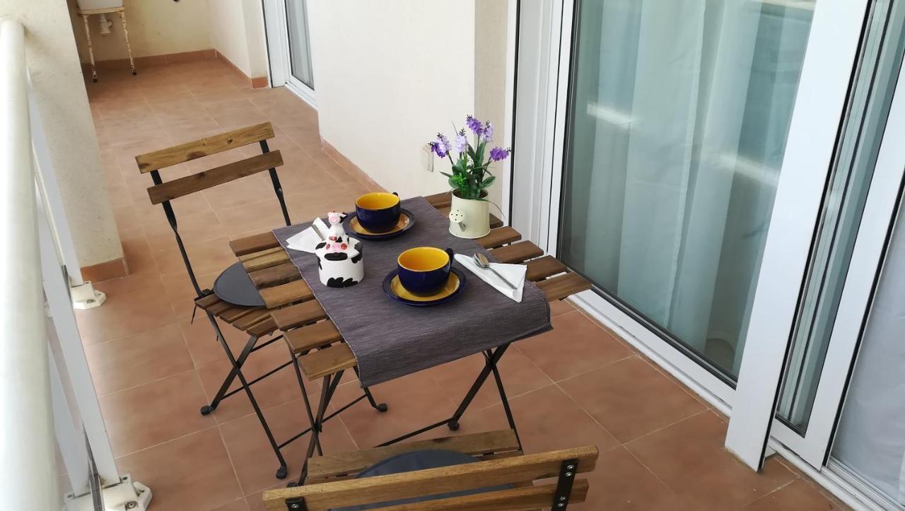L'Apartament De La Iaia Сан-Жауме-де-Енвежа Екстер'єр фото